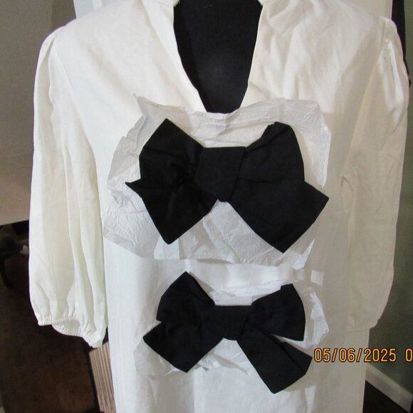 la lavon Dress - Medium - Picture 2 of 4